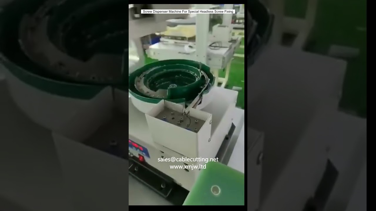 Maszyna do podawania śrub do mocowania specjalnych śrub bez łba