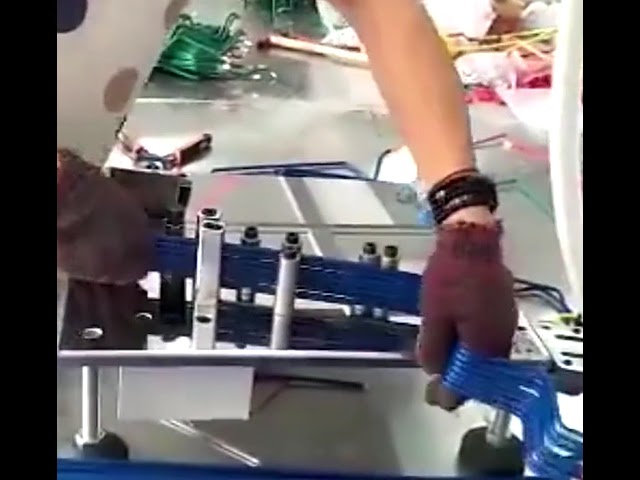 Półautomatyczna pneumatyczna giętarka do drutu i kabli ze stali nierdzewnej – precyzyjne gięcie małych wiązek wielodrutowych miedzianych