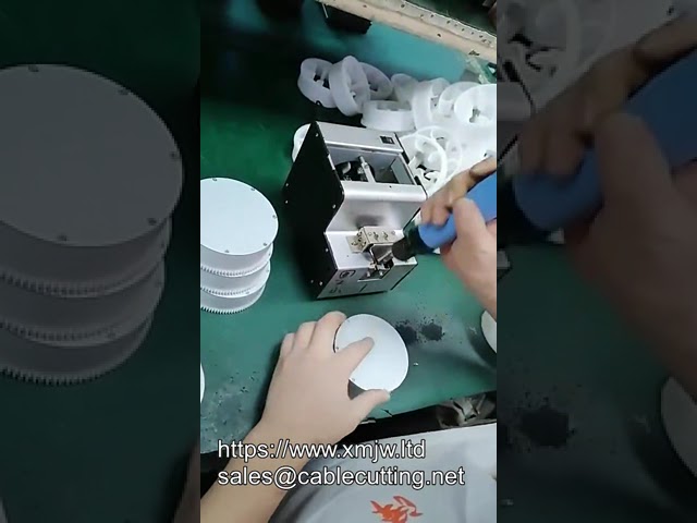 Automatyczny wkrętak Craftsman z systemem podawania śrub M1-M5